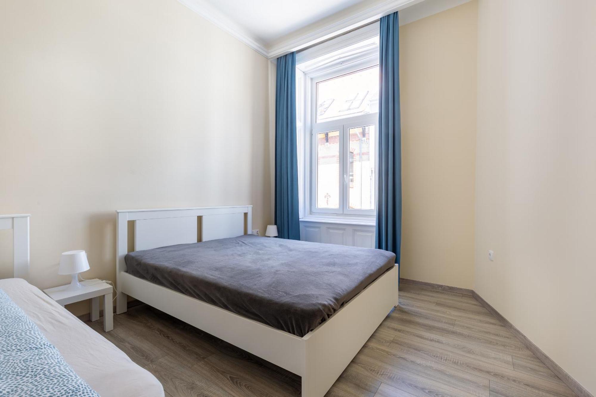 R62A Rottenbiller Apartment Budapest Bagian luar foto
