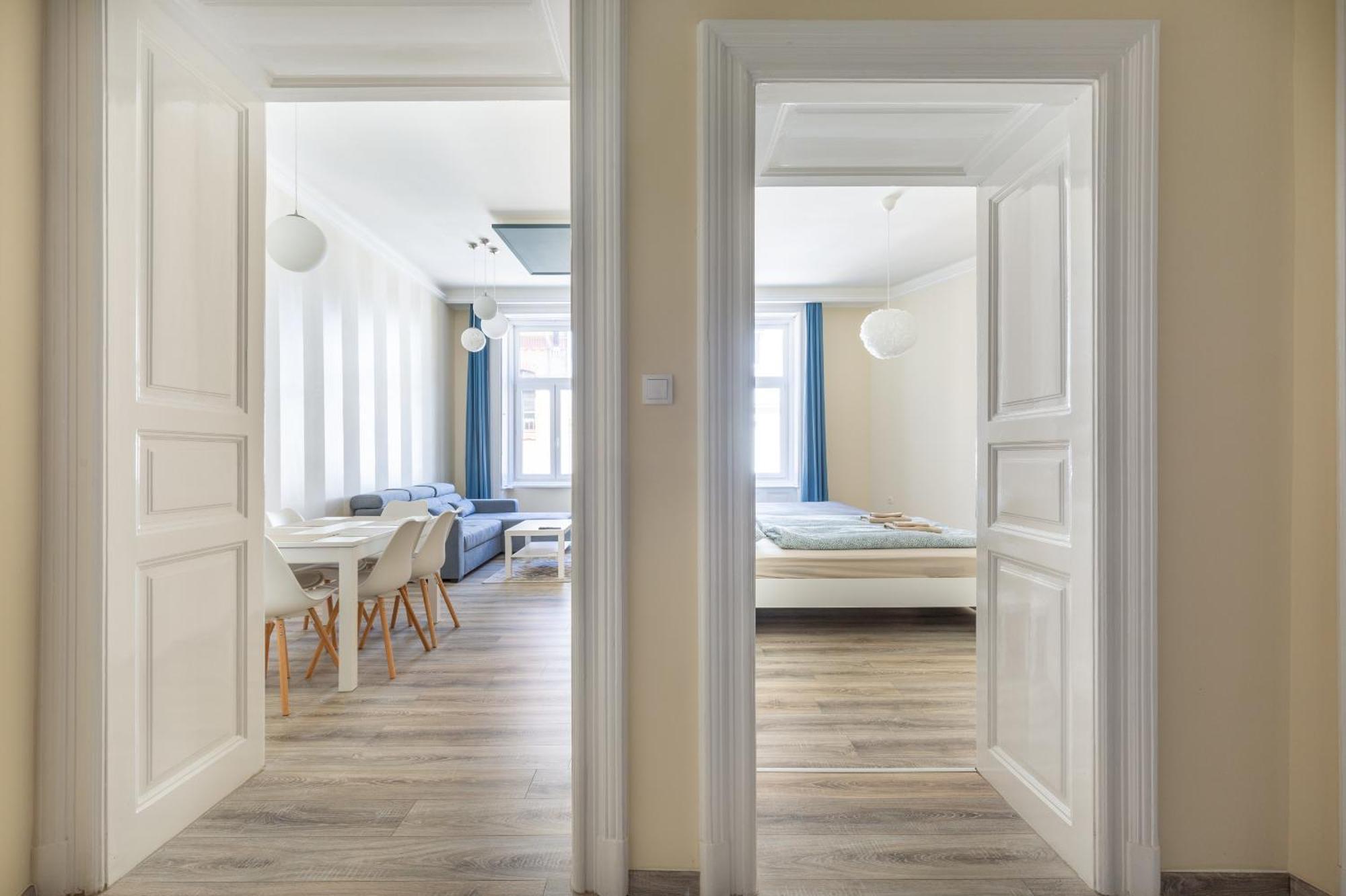 R62A Rottenbiller Apartment Budapest Bagian luar foto
